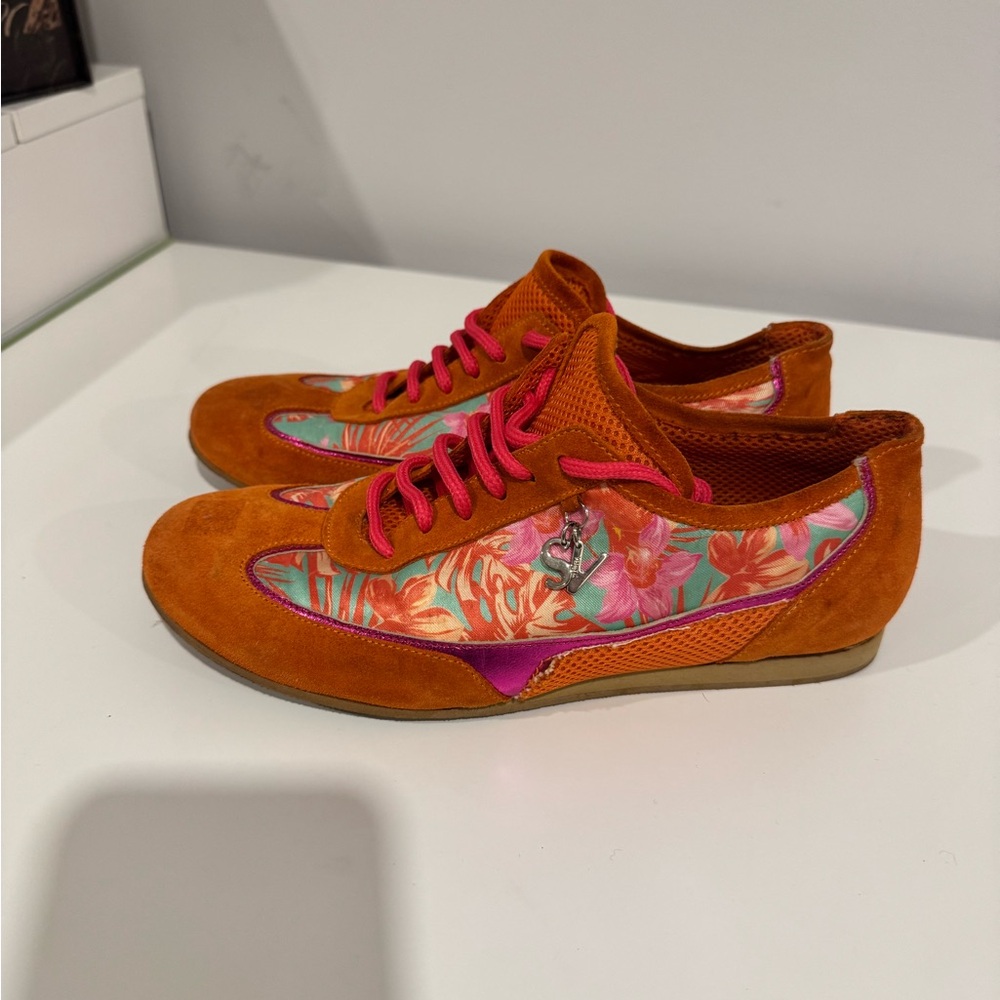 Versus Versace  orange floral sneakers - Picture 2 of 12